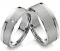 Preview: Edelstahlringe MOR17 mit Zirkonia oder Diamant und Gravur