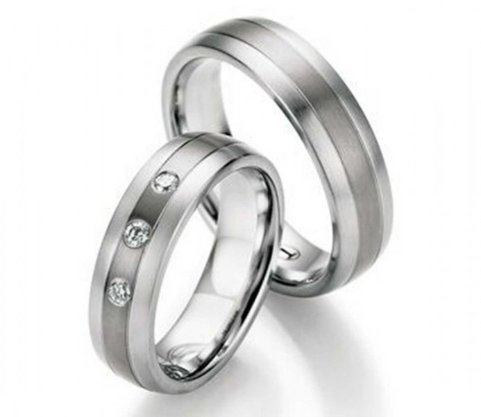 Trauringe aus Edelstahl und Titan 68/06030+68/06030 mit Diamanten