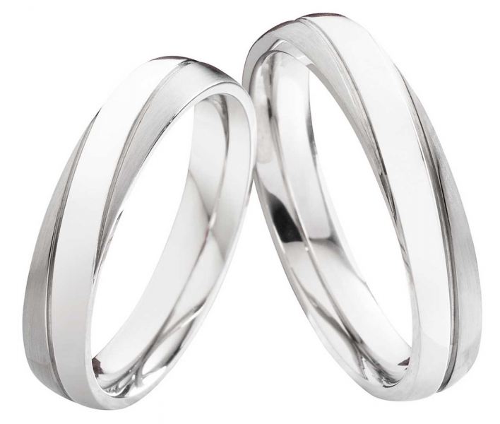 Preview: Poliert und mattierte Edelstahlringe E183 ohne Stein mit Gravur