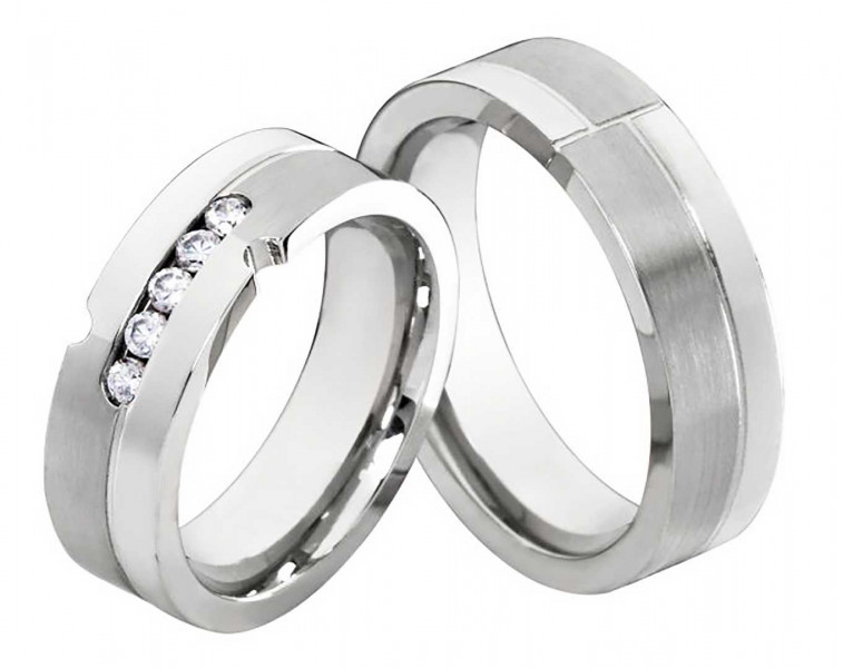Partnerringe Edelstahlringe PE148 mit Zirkonias und Gravur