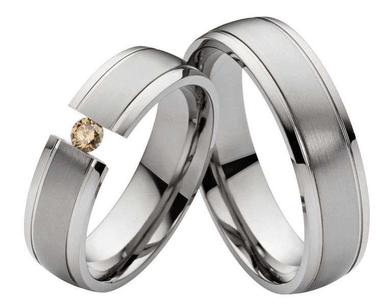 Partnerringe Titanringe PT117 mit Diamant