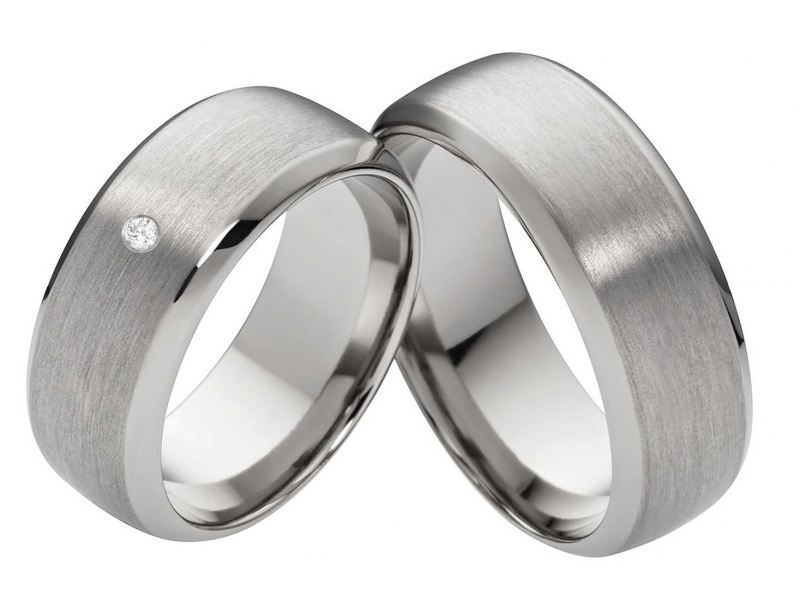 Preview: Titanringe Partnerringe mit Diamant T193