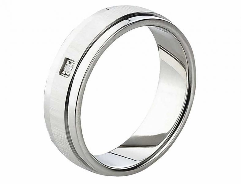 Preview: Edelstahl Damenring mit feiner Gravur AB1012