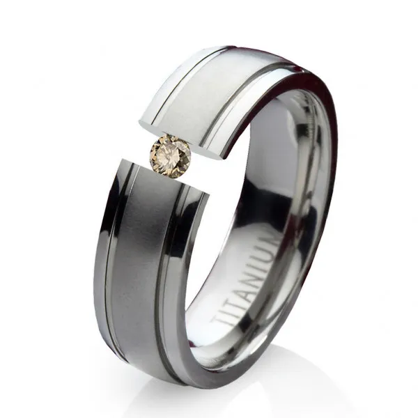 Damenring Titanring TLB3D mit Diamant und Gravur