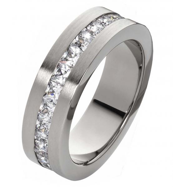 Preview: Schmale Titanringe T041 mit umlaufenden Zirkonias