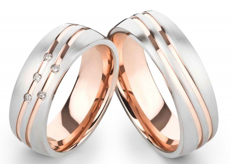 Preview: Moderne Edelstahlringe E128 mit Zirkonias und Gravur