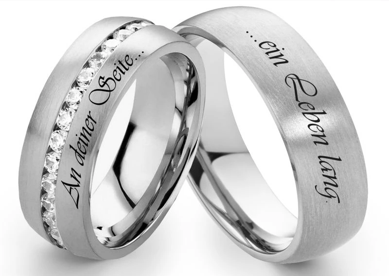 Edelstahlringe E137 mit Zirkonias und Außengravur