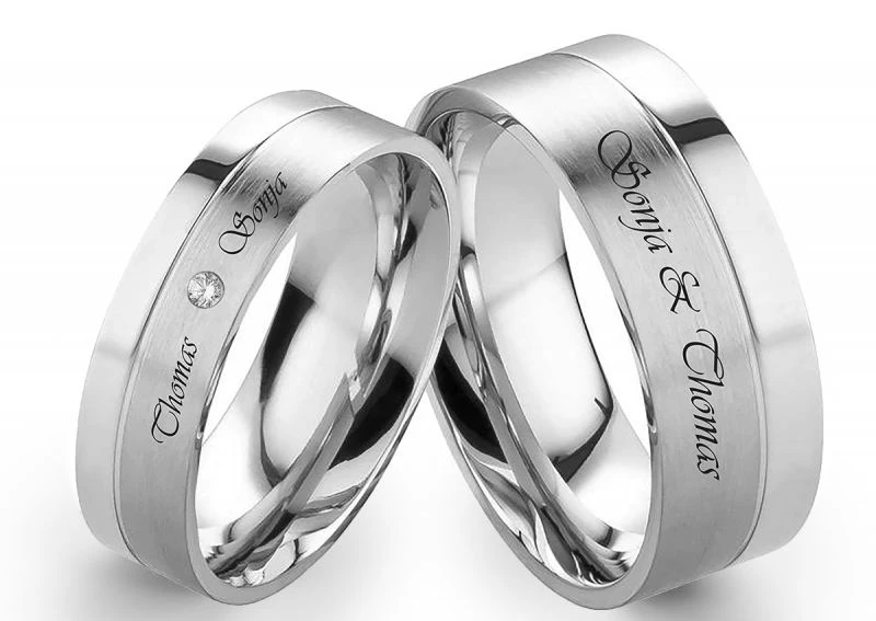 Edelstahlringe E298 mit Zirkonia oder Diamant und Außengravur