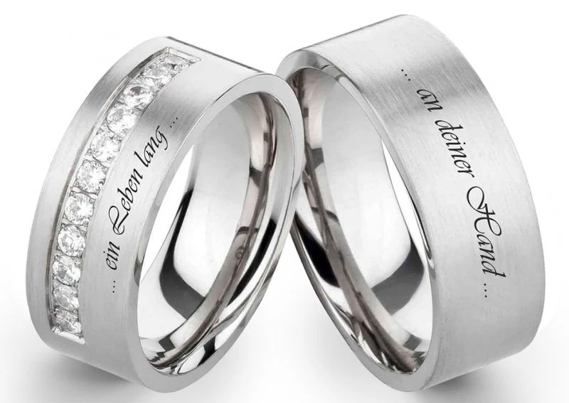 Edelstahlringe E313 mit Zirkonias und Außengravur