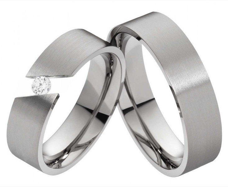 Partnerringe Titanringe PT048 mit Zirkonia