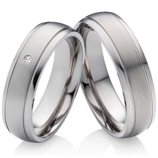 Titanringe MOR15 mit Zirkonia oder Diamant