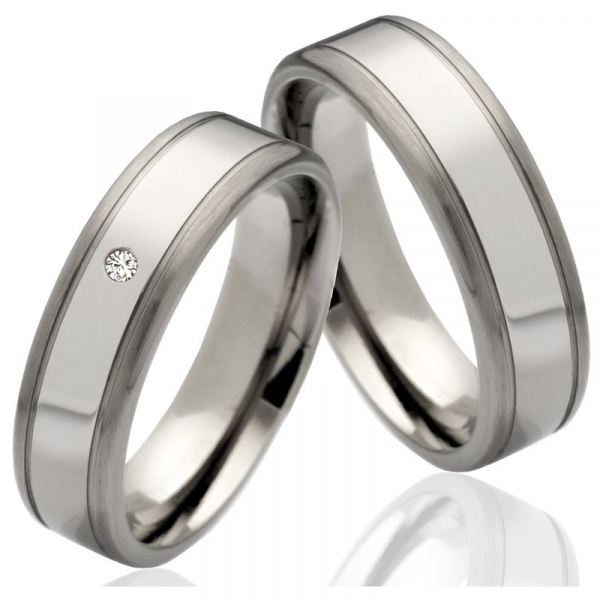 Preview: Titanringe gravierbare MOR54 mit Zirkonia oder Diamant