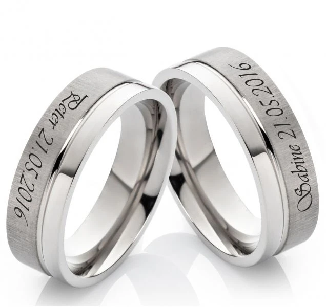 Titanringe T084 ohne Stein mit Außengravur