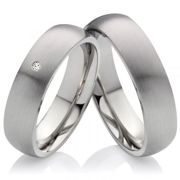 Titanringe MOR14 mit Zirkonia oder Diamant