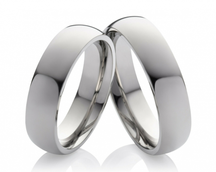 Preview: Schlichte poliert Titanringe T025 mit gratis Gravur