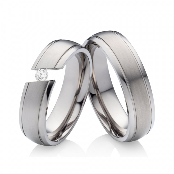 Preview: Titanringe mit eingespanntem Zirkonia T090