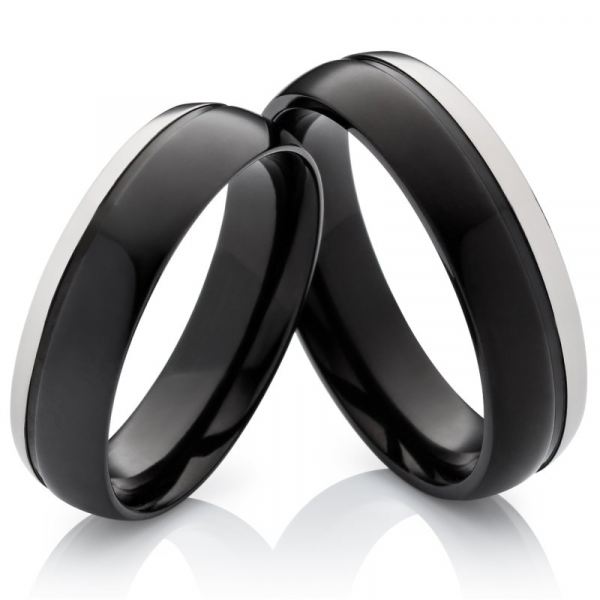 Preview: Schlichte Titanringe ohne Stein mit Gravur T030