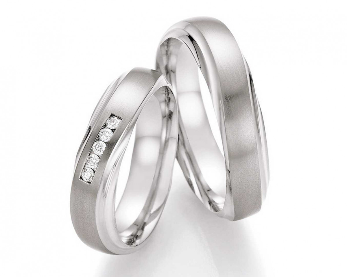 Trauringe aus Titan 77-21090+77-21100 mit Diamanten Trauringe aus Titan 77-21090+77-21100 mit Diamanten