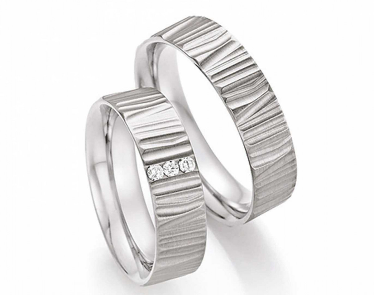 Trauringe aus Titan 77/21010-060-77/21020-060 mit Diamanten