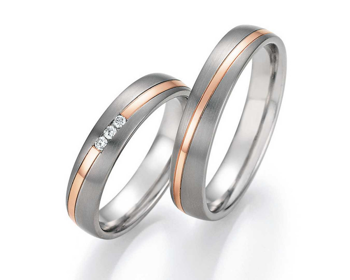 Trauringe aus Titan 78-10030+78-10040 mit Diamanten und Rosègoldeinlage Trauringe aus Titan 78-10030+78-10040 mit Diamanten und Rosègoldeinlage