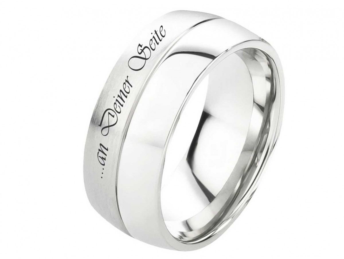 Herrenring Edelstahl HE136 mit Außengravur Herrenring Edelstahl HE136 mit Außengravur