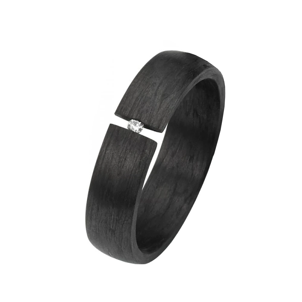 Ringe aus Carbon C006 mit Diamant