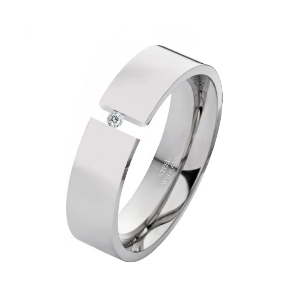 Quermattierte Edelstahlringe LUC3 mit Stein und Gravur Quermattierte Edelstahlringe LUC3 mit Stein und Gravur