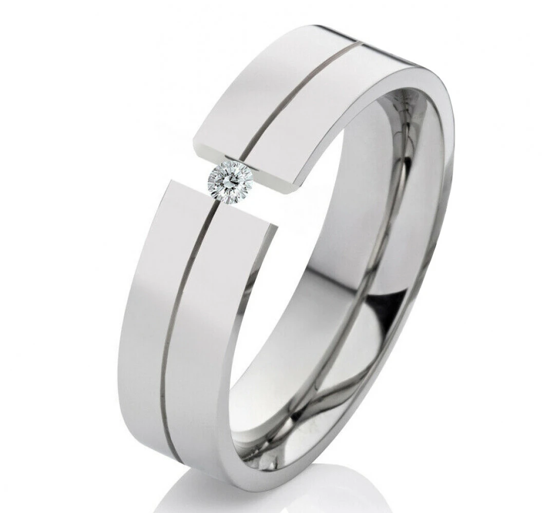 Edelstahlringe LUC9 mit Zirkonia oder Diamant und Gravur Edelstahlringe LUC9 mit Zirkonia oder Diamant und Gravur