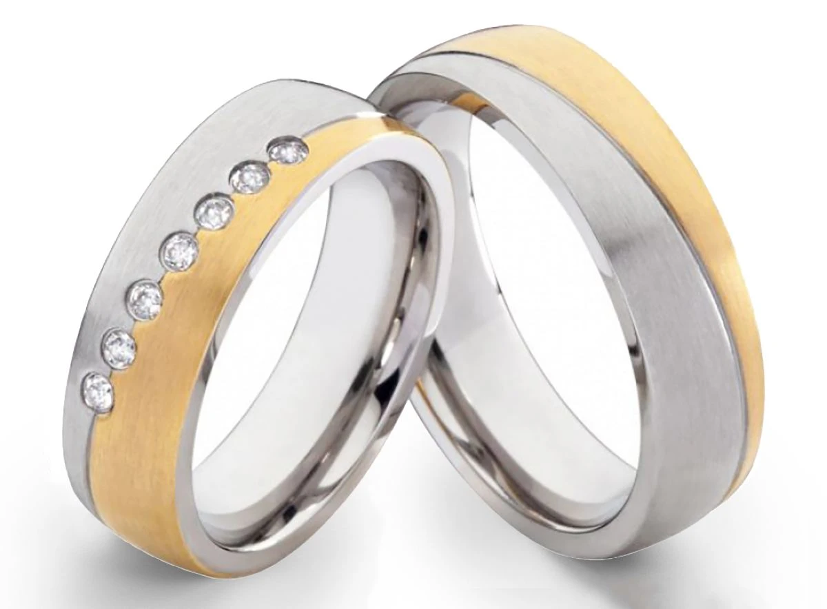 Edelstahlringe E150 mit Zirkonias und Gravur