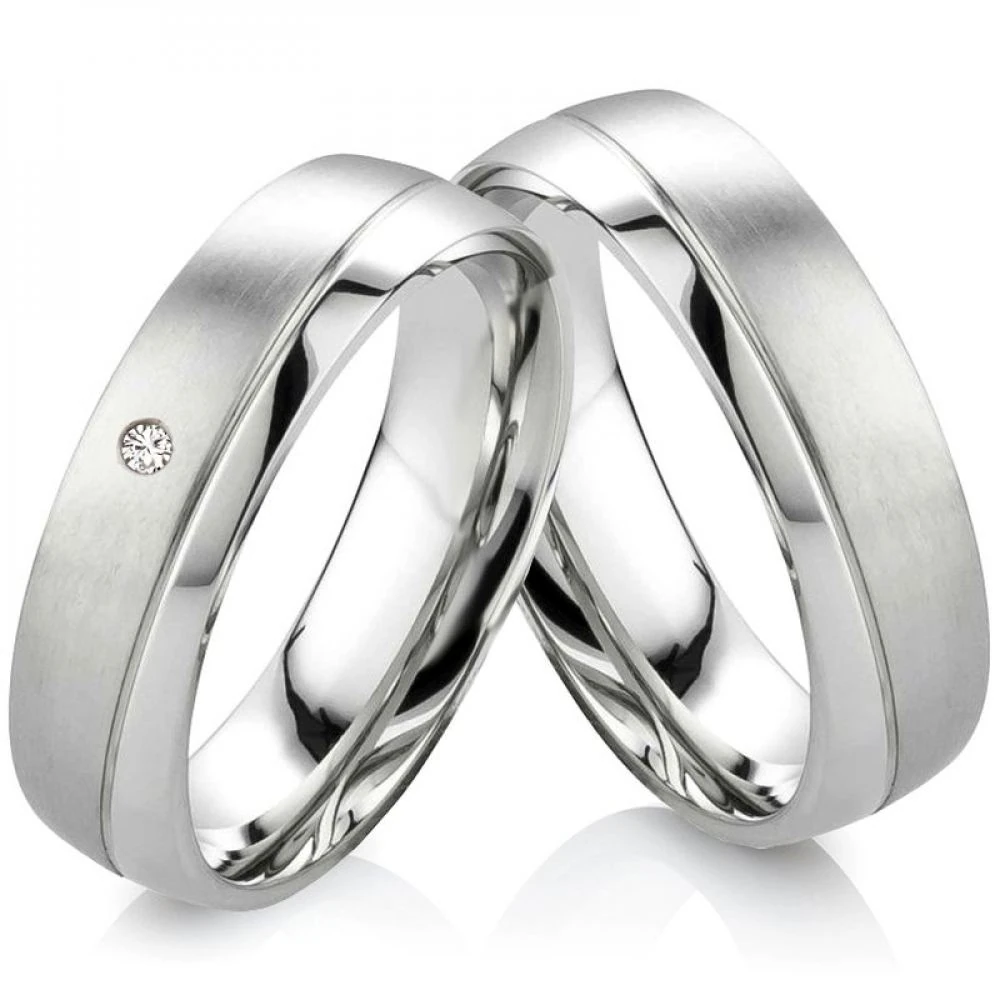 Edelstahlringe MOR13 mit Zirkonia oder Diamant und Gravur