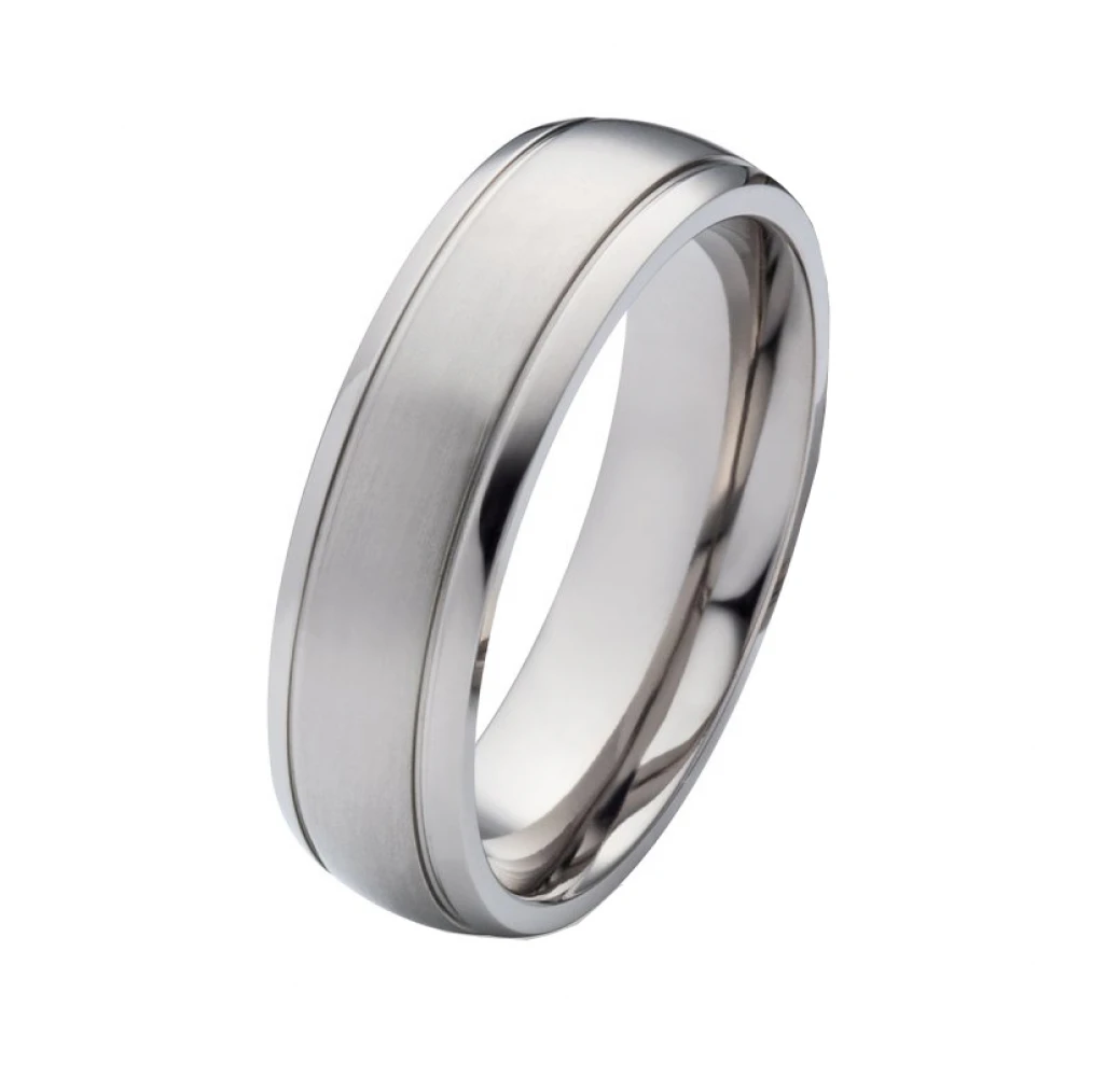 Ausgefallene Titanringe MOR15 breite 6mm mit Stein