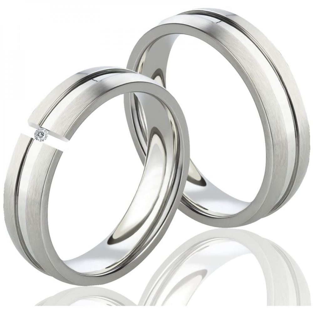 Edelstahlringe E049 mit Zirkonia oder Diamant Herzschlag