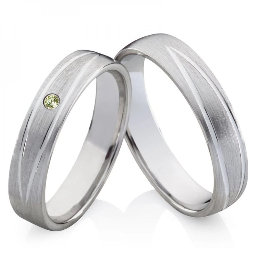 Silberringe graviert aus massivem Silber mit grünem Peridot SP98, klassisch