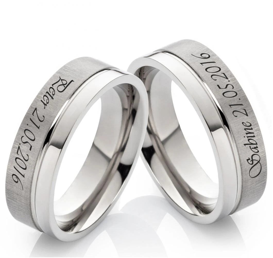 Titanringe T084 ohne Stein mit Außengravur