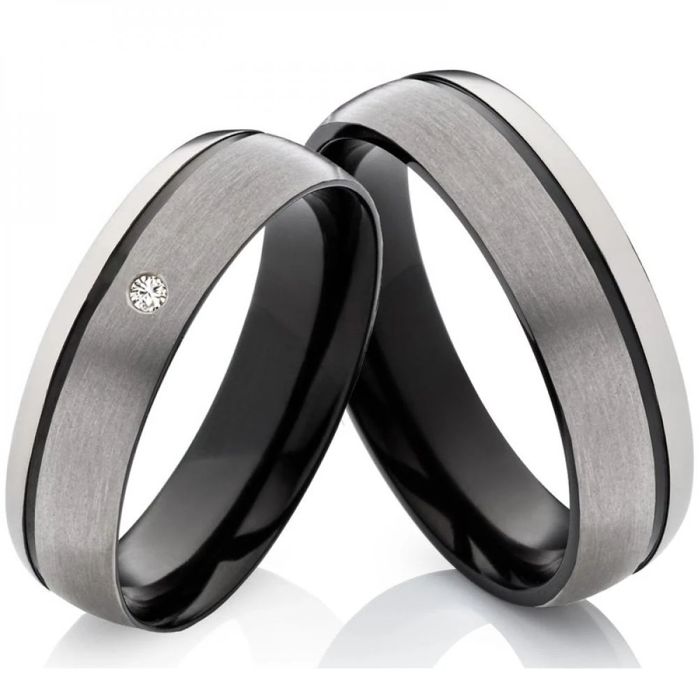 Partnerringe Titanringe MOR7 mit Zirkonia und Gravur