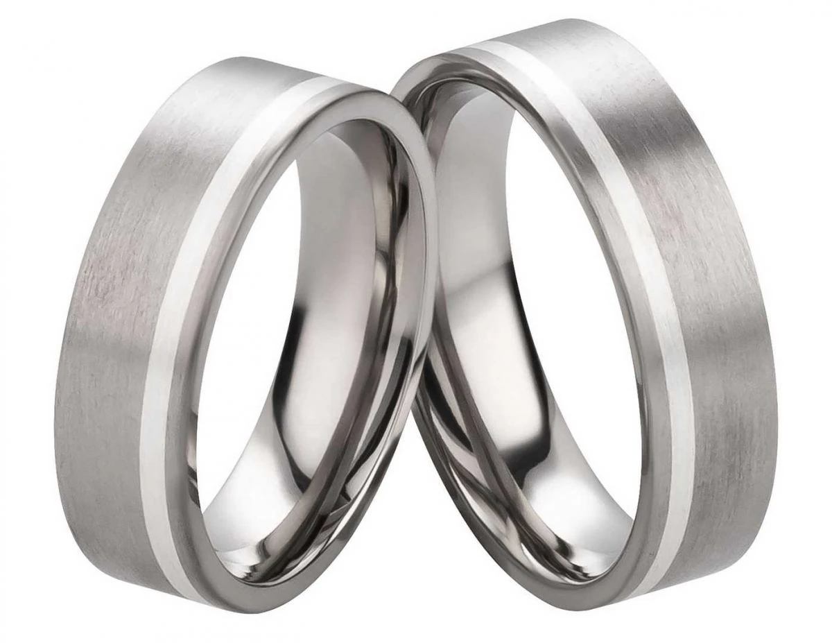 Trauringe aus Titanringe mit Silber T014 ohne Stein mit Gravur