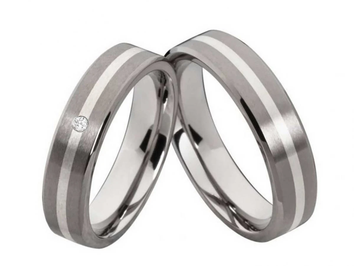 Titanringe mit Silber T065 mit Zirkonia