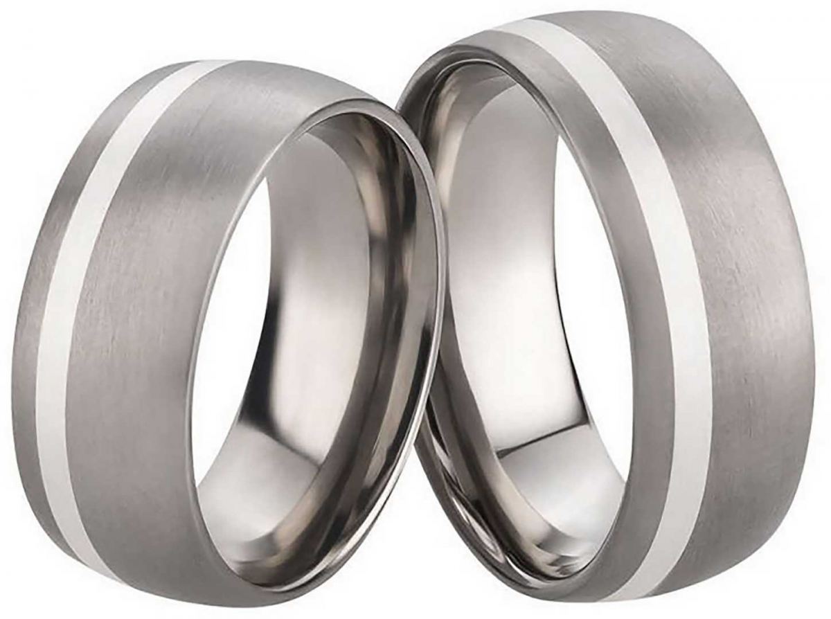 Trauringe aus Titanringe mit Silber T071 mit Gravur