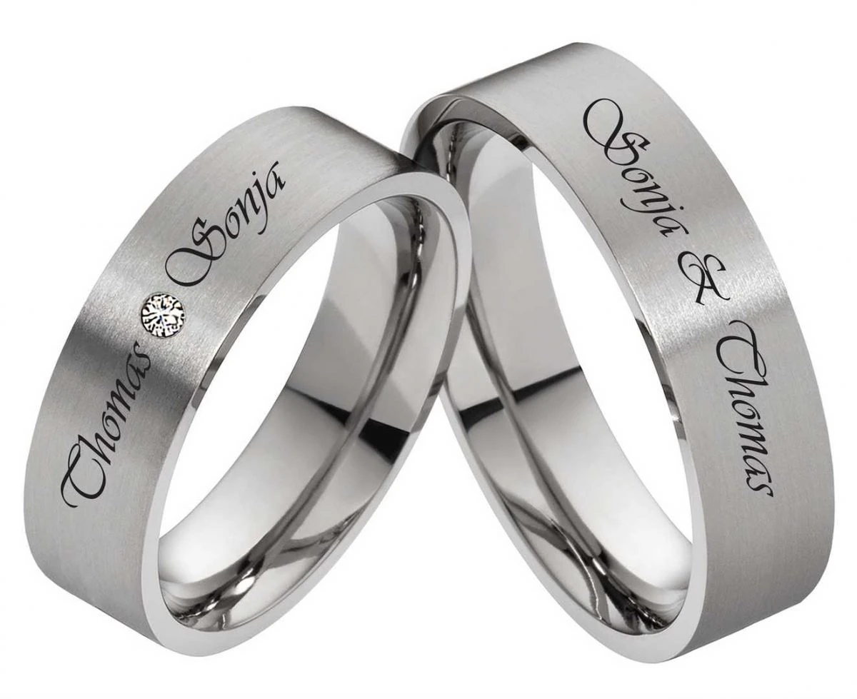 Titanringe T077 mit Zirkonia und Außengravur