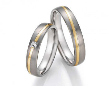 Trauringe aus Titan 78-10110+78-10120 mit Diamanten und Gelbgoldeinlage