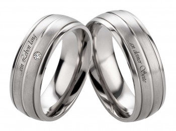 Titanringe T019 mit Zirkonia oder Diamant und Außengravur