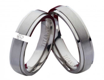 Partnerringe Titanringe PT070 mit Zirkonia