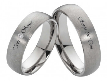 Partnerringe Titanringe PT085 mit Zirkonia und Außengravur