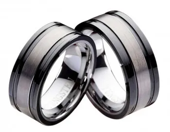 Ringe aus Wolframringe W106 8mm breit schwarz mit gratis Gravur