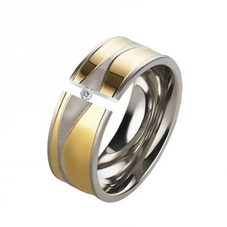 Mobile Preview: Schwungvolles Damenring LUC37 mit Diamant