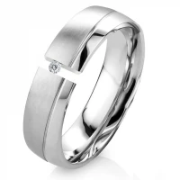 Mobile Preview: Großartiger Damenring LUC13 mit Stein und Gravur