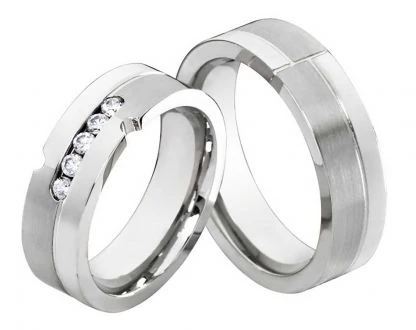 Edelstahlringe E148 mit Zirkonias und Gravur