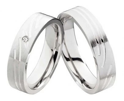 Edelstahlringe E149 mit Zirkonia oder Diamant und Gravur