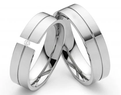 Edelstahlringe LUC9 mit Zirkonia oder Diamant und Gravur