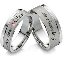 Edelstahlringe Z123 mit Zirkonia Rot und Außengravur